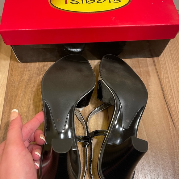 Talbots mini heels - Picture 5 of 6